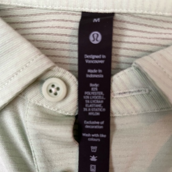 Lululemon Polo size medium.   Excellent used condition. - Picture 3 of 7